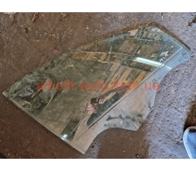 Скло переднє праве  Renault Logan II 2013 - 2020р.